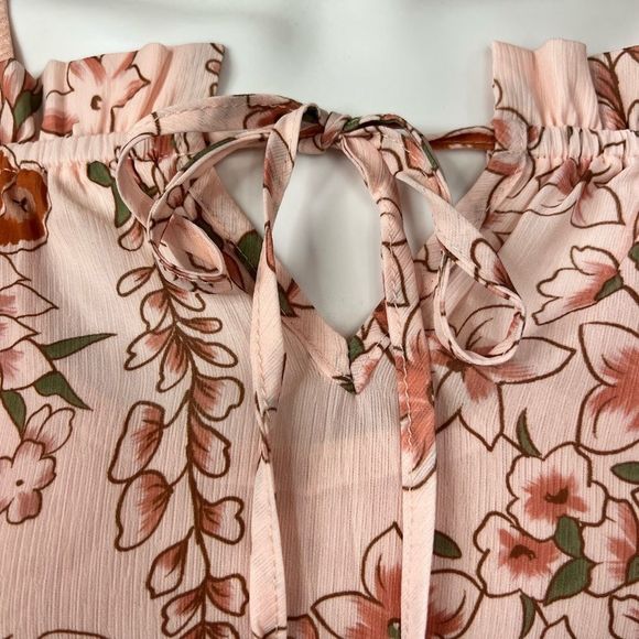 Pink Off The Shoulder Puff Sleeve Ruffled Floral Print Blouse 💗 - Picture 4 of 7